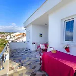 Apartment Duga